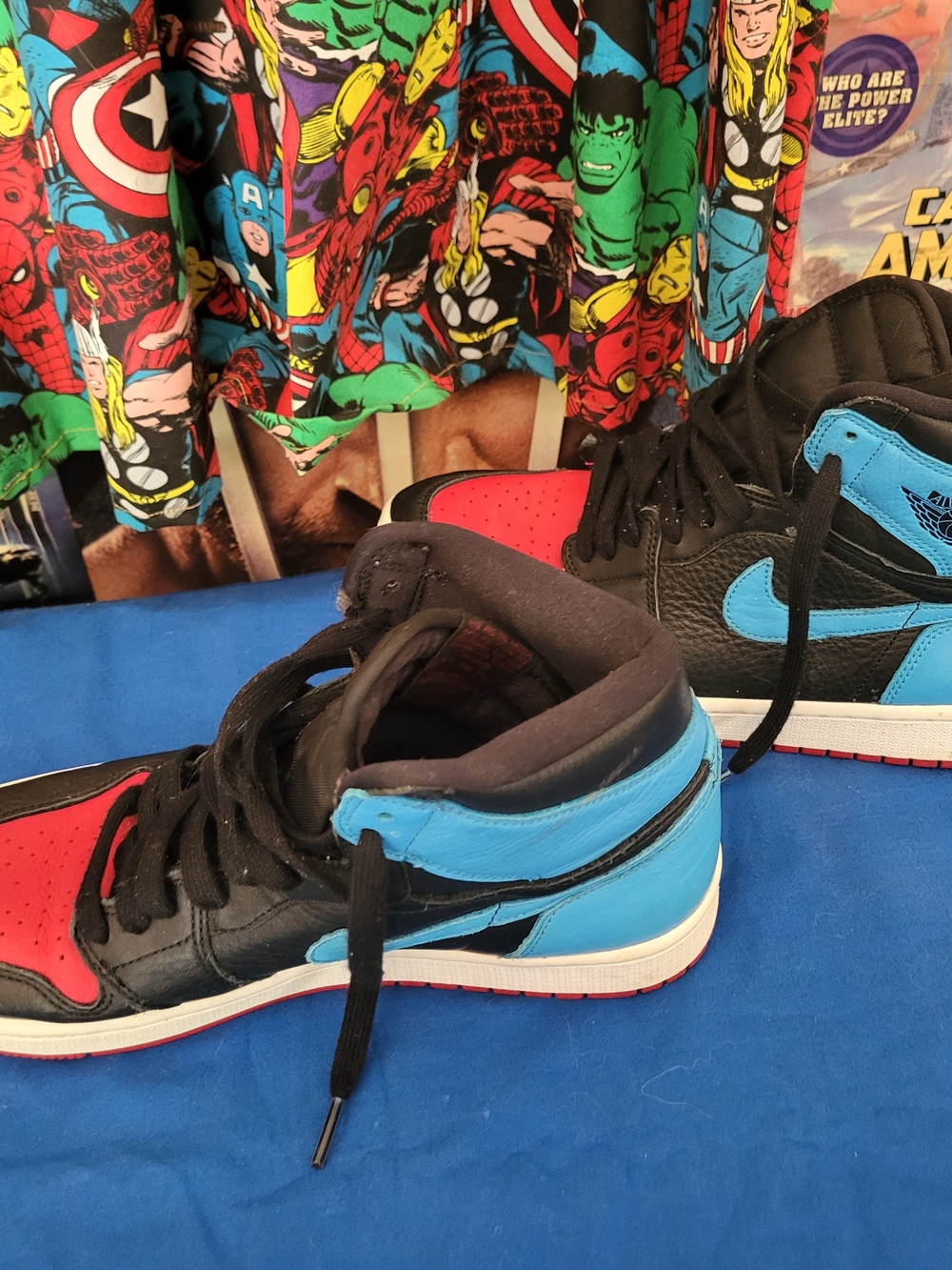 Nike Air Jordan 1 High OG - Black/University Blue/Red Size 10 - Picture 6 of 11